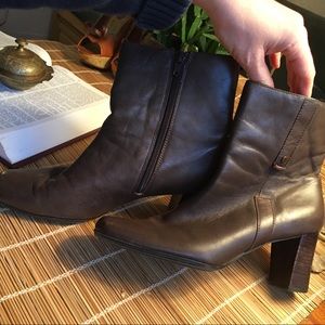 💍 Vintage 90s EAST 5th Brown Leather Ankle Boots